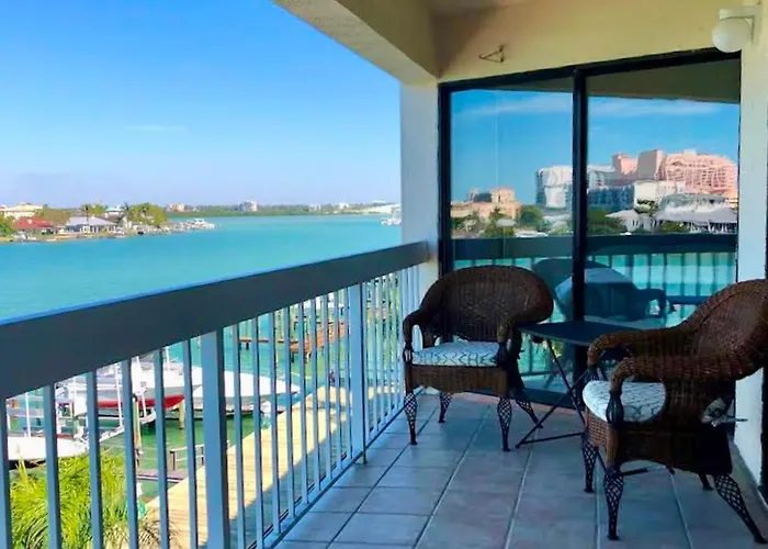 Bayway Shores 303 Clearwater Beach