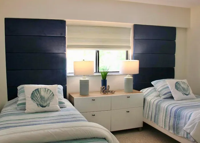 Bayway Shores 303 * Clearwater Beach